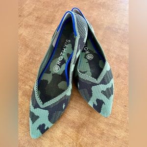 Women’s size 9 camo Rothy’s